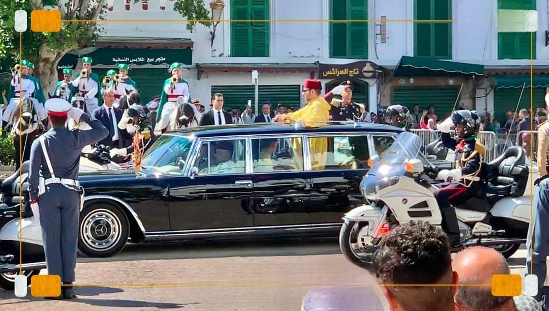 الملك يؤدي صلاة العيد بتطوان
